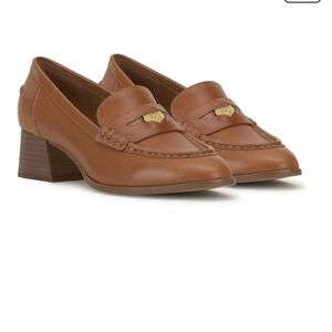 Vince Camuto Carissla Loafer Sz 9